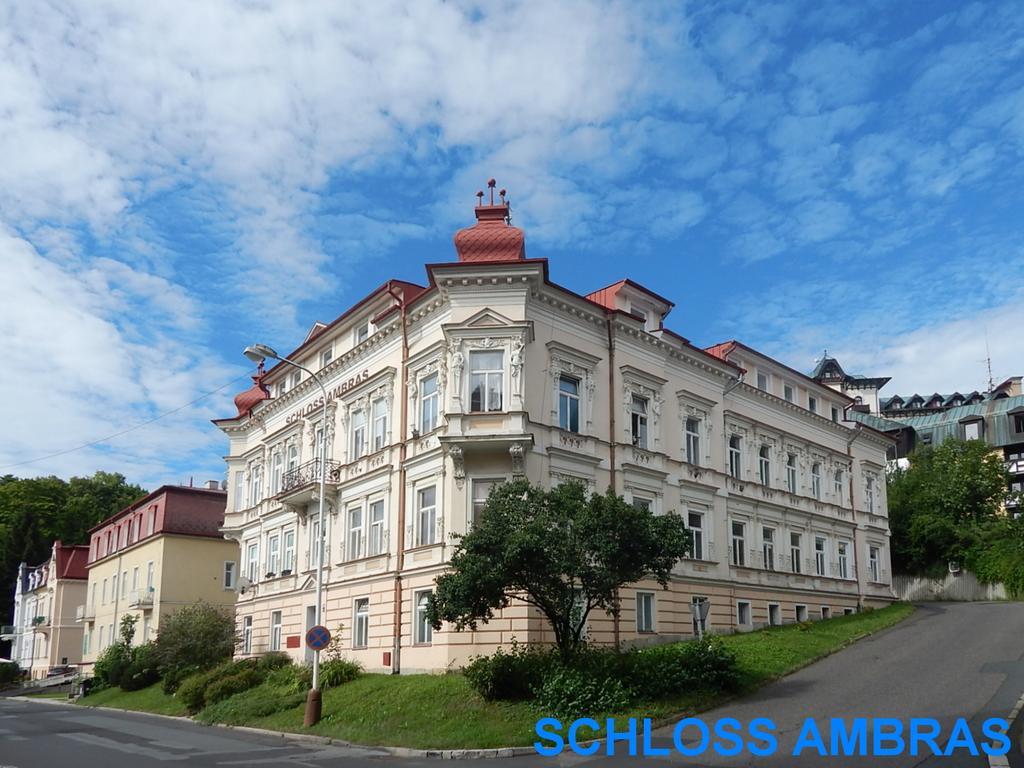 Schloss Ambras Mariánské Lázně Værelse billede
